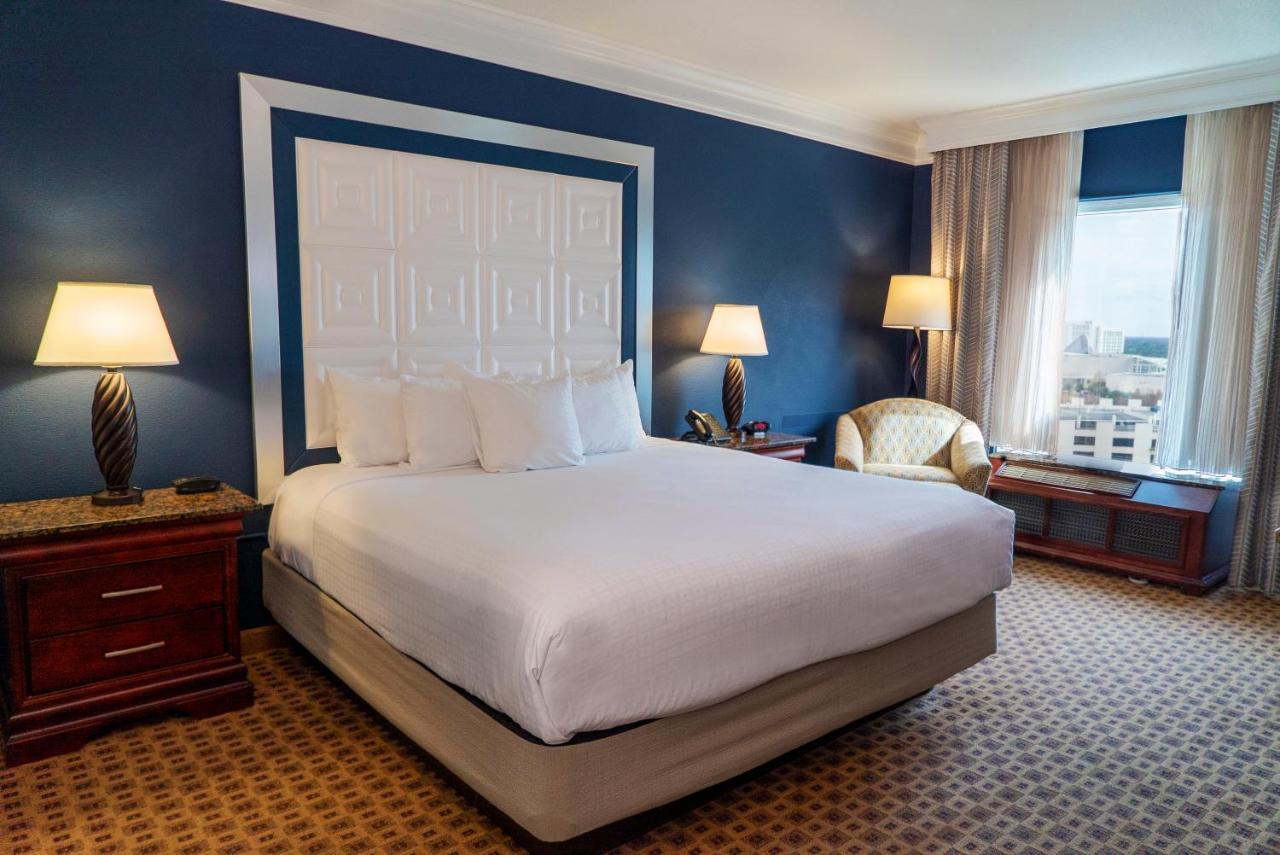 Williamsburg Rosen Plaza Hotel Orlando Convention Center מראה חיצוני תמונה