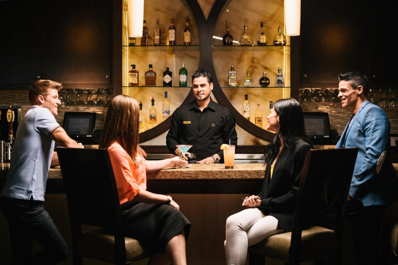 Williamsburg Rosen Plaza Hotel Orlando Convention Center מראה חיצוני תמונה