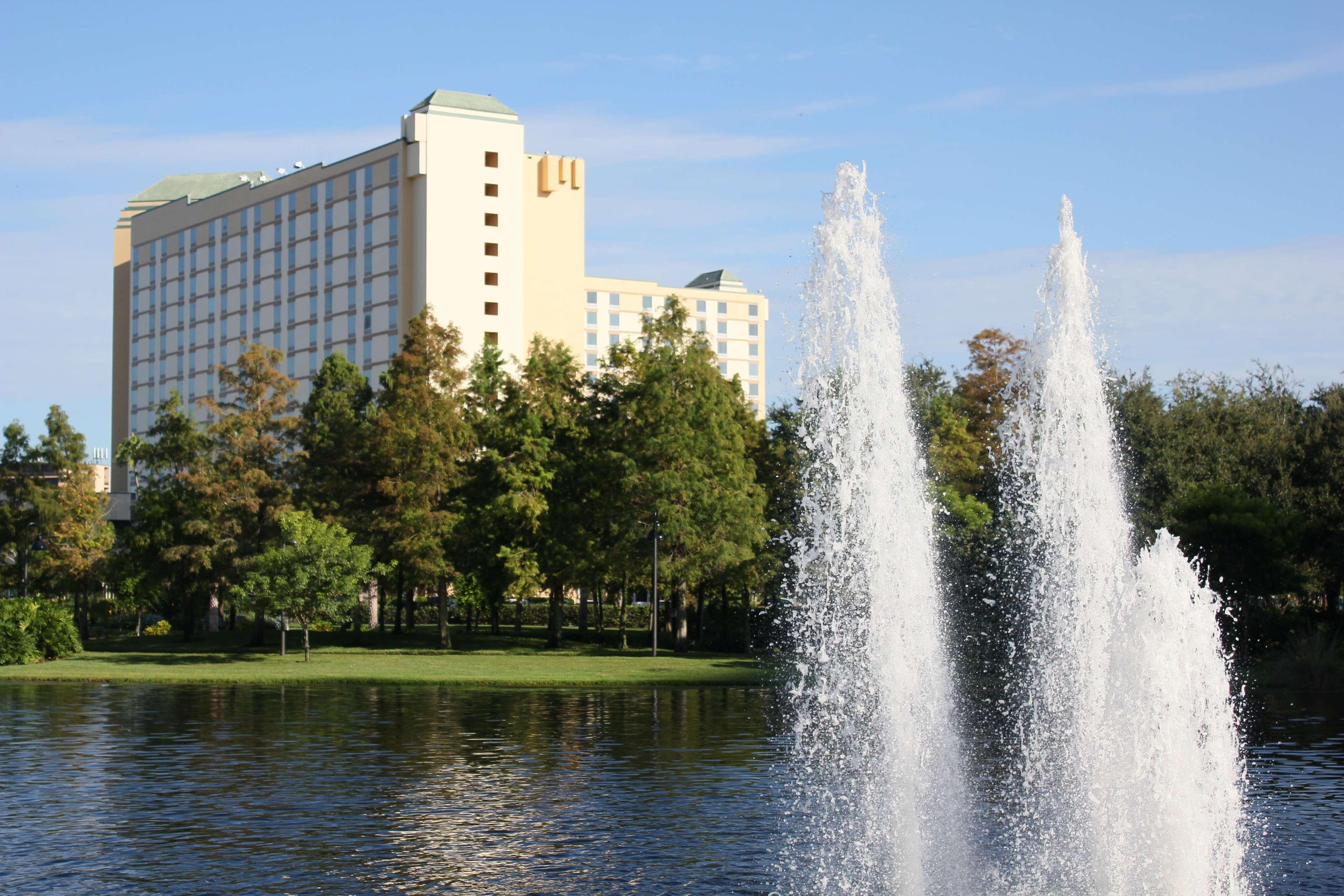 Williamsburg Rosen Plaza Hotel Orlando Convention Center מראה חיצוני תמונה